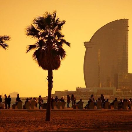 Lovely & Bright Vila Olimpica Beach Apartment برشلونة المظهر الخارجي الصورة