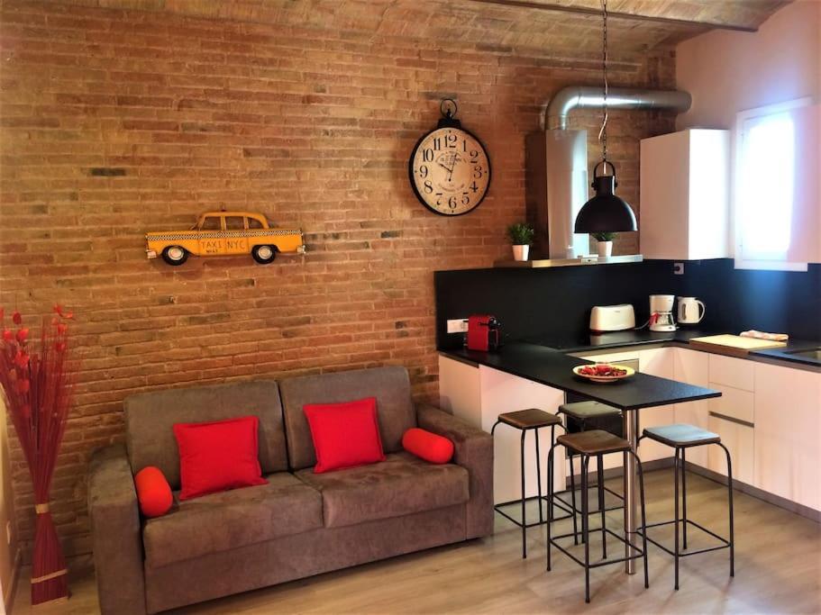 Lovely & Bright Vila Olimpica Beach Apartment برشلونة المظهر الخارجي الصورة