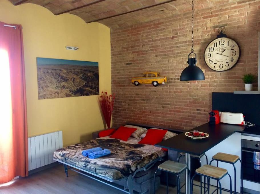 Lovely & Bright Vila Olimpica Beach Apartment برشلونة المظهر الخارجي الصورة