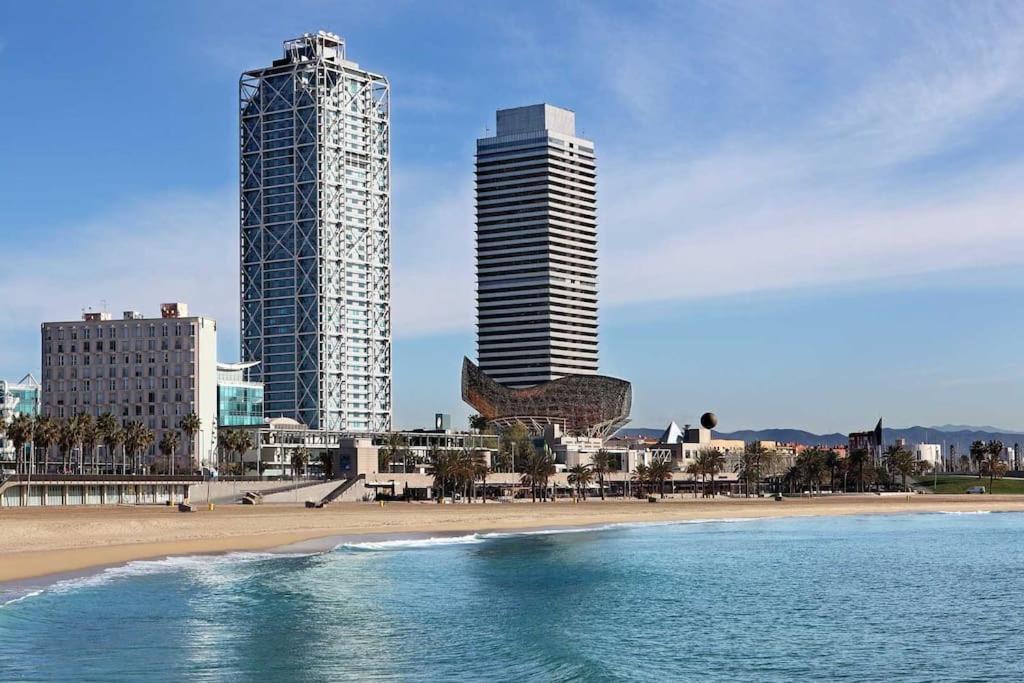 Lovely & Bright Vila Olimpica Beach Apartment برشلونة المظهر الخارجي الصورة